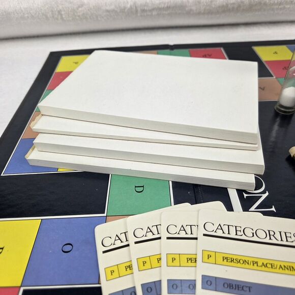 Vintage Pictionary First Edition Game 1985 Original Pieces Complete - Picture 4 of 15